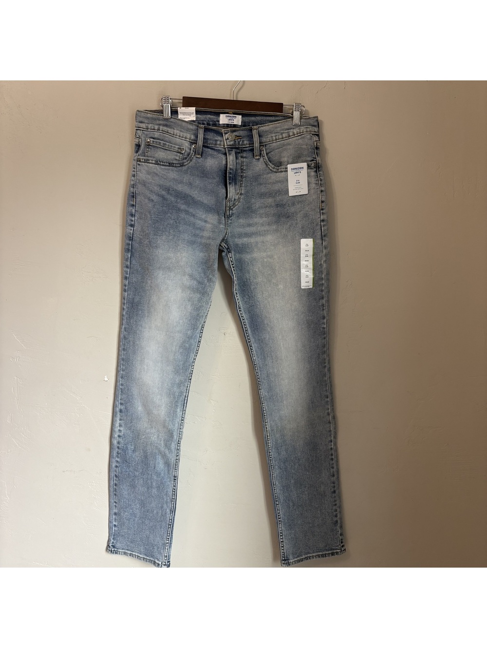 Denizen from Levis Mens 216 Slim Fit Jeans Light Wash Super Flex Denim 32x34 NWT